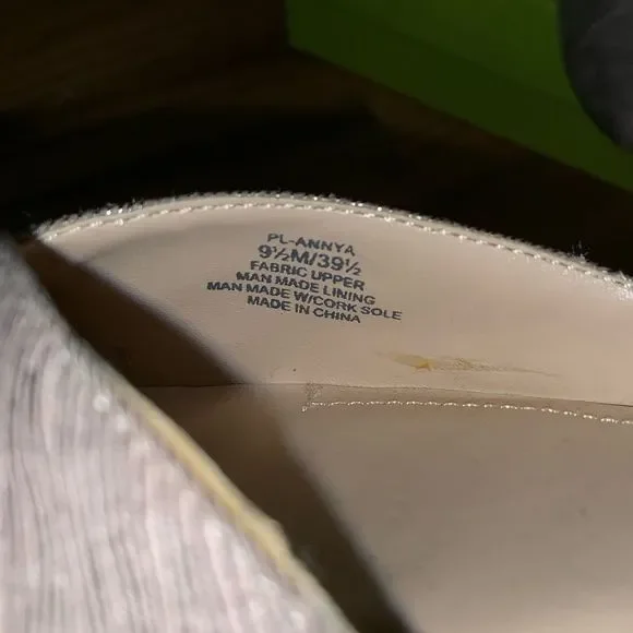 BCBG Paris Metallic D’Orsay Flats Sz 9.5 - Picture 8 of 8